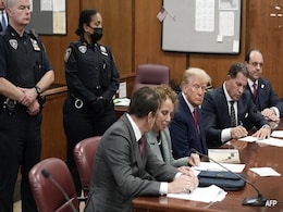 Trump Spoke Only Six Times During Hour-Long Court Hearing Trump Spoke Only Six Times During Hour-Long Court Hearing