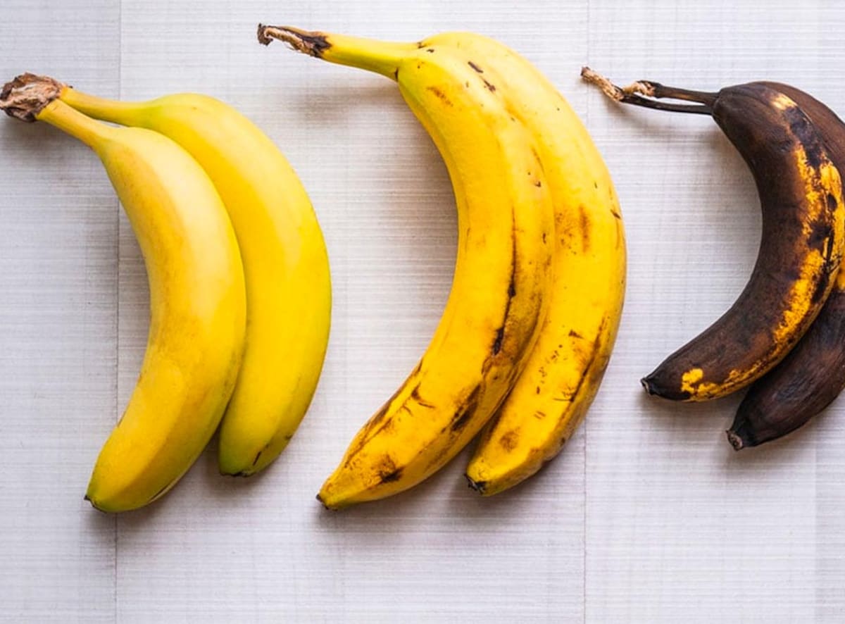 keep bananas from browning