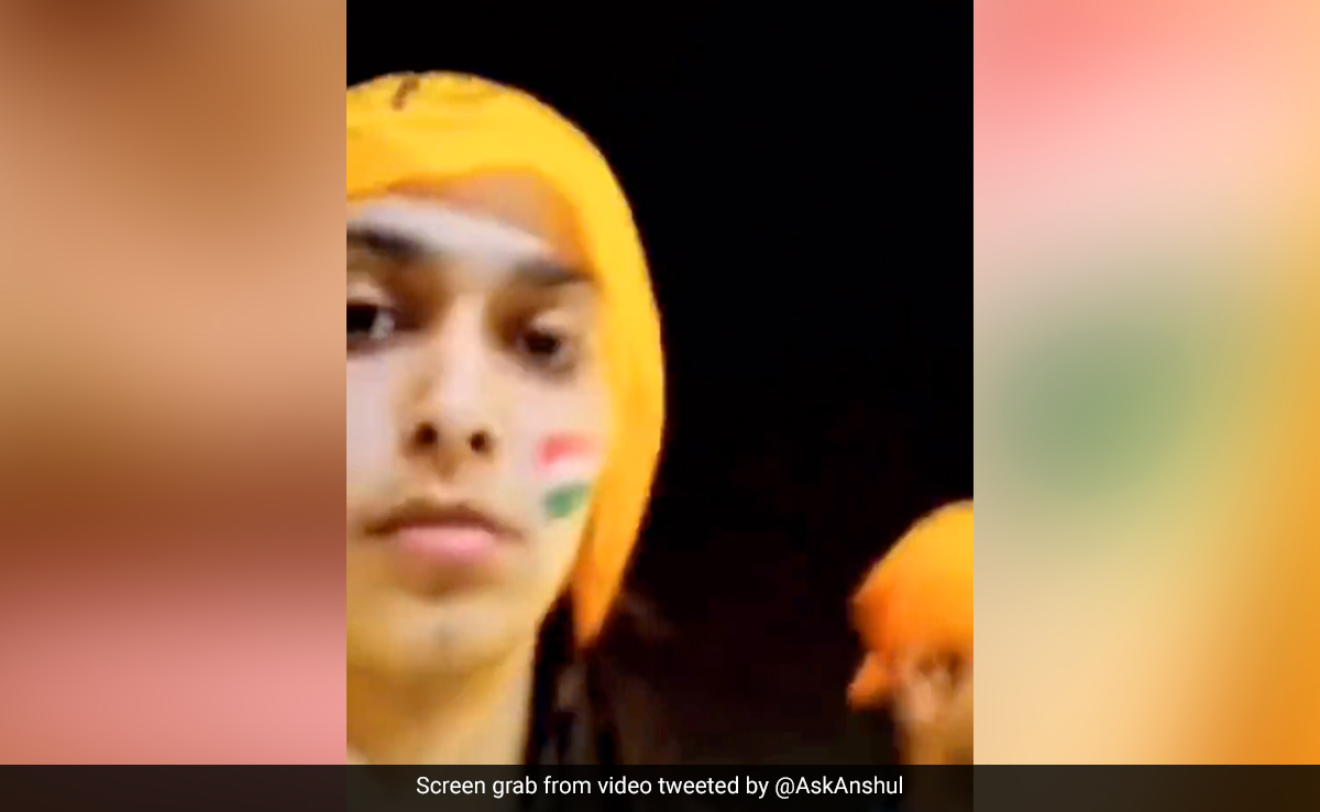 Video: Woman With India Flag Painted On Face Turned Away From Golden Temple