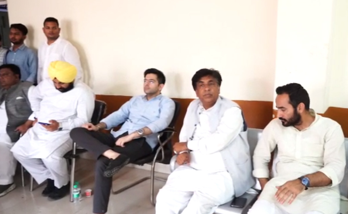 AAP Leaders "Detained" For Protesting Over Arvind Kejriwal's CBI Questioning