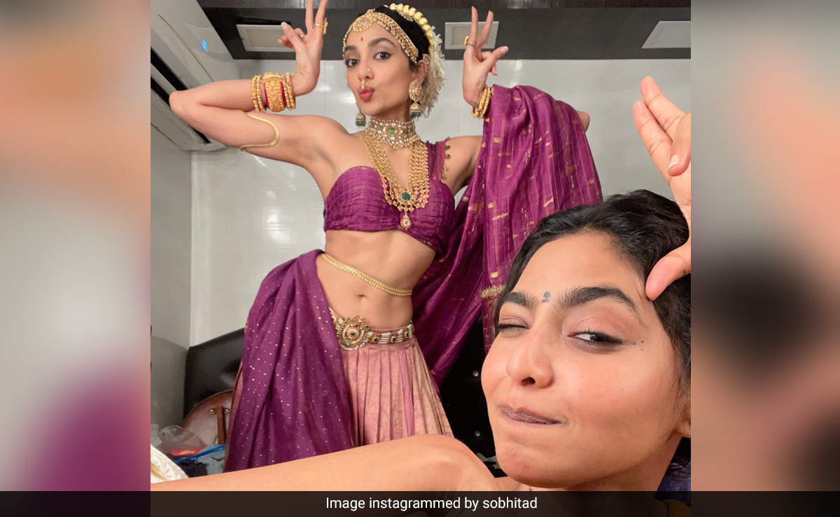 Aishwarya Lekshmi's ROFL Reaction To <i>PS-2</i> Co-Star Sobhita Dhulipala's BTS Pics