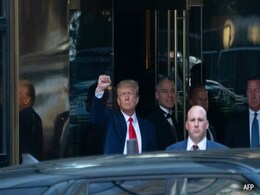 Hush Money Case: US के पूर्व राष्ट्रपति डोनाल्ड ट्रंप ने कोर्ट में खुद को बताया बेकसूर Hush Money Case: US के पूर्व राष्ट्रपति डोनाल्ड ट्रंप ने कोर्ट में खुद को बताया बेकसूर