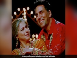 अक्षय कुमार की फिल्में जहां हो रही हैं फ्लॉप, वहीं सासू मां डिम्पल कपाड़िया ने मचा रखी है धूम अक्षय कुमार की फिल्में जहां हो रही हैं फ्लॉप, वहीं सासू मां डिम्पल कपाड़िया ने मचा रखी है धूम