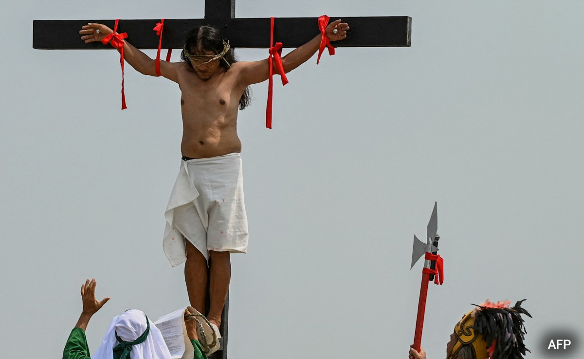 Philippines Holds Bloody Crucifixions, Whippings On Good Friday