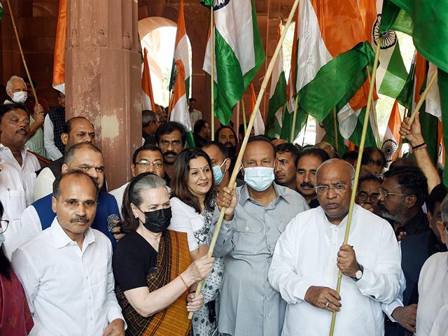 Opposition Boycotts Tea Hosted By Speaker, Holds Protest 'Tiranga' March