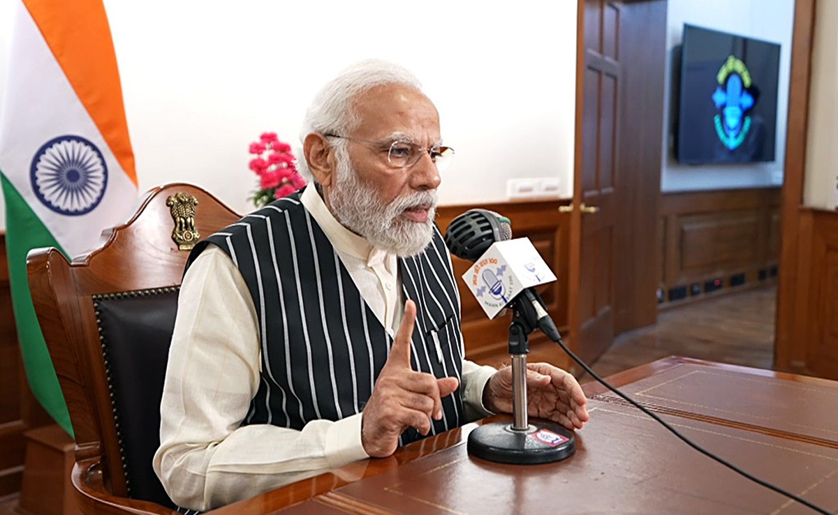 UP Governor Anandiben Patel Inaugurates Photo Exhibition On PM Modi's <i>Mann Ki Baat</i>