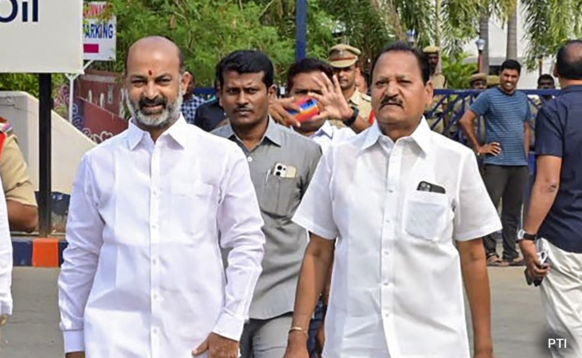 Telangana BJP Chief's "Saffron Flag" Promise After Release From Jail