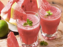 गर्मी में आपको रखेगा फ्रेश और एनर्जेटिक,  Watermelon को अपनी डाइट में कर लें शामिल, बनाएं ये रेसिपीज गर्मी में आपको रखेगा फ्रेश और एनर्जेटिक,  Watermelon को अपनी डाइट में कर लें शामिल, बनाएं ये रेसिपीज