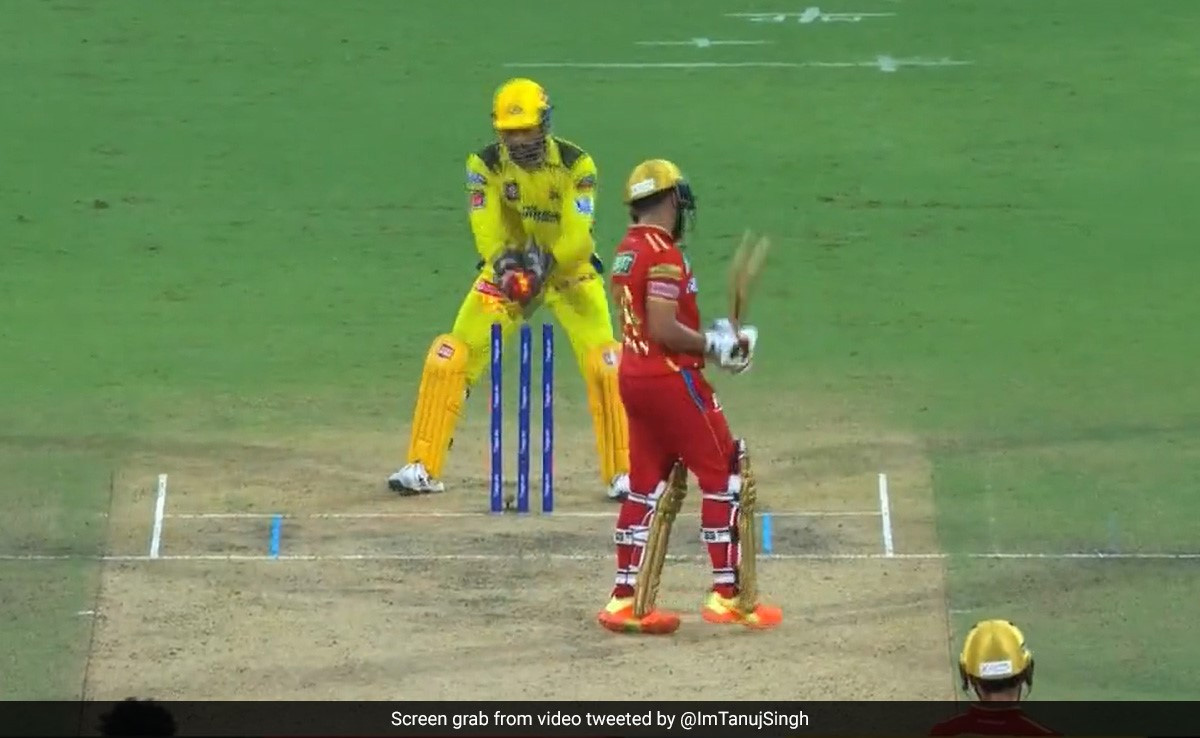 सांसे थमा देने वाले मैच में जडेजा की गेंद पर धोनी ने ललचा कर बैटर को किया स्टंप, Video