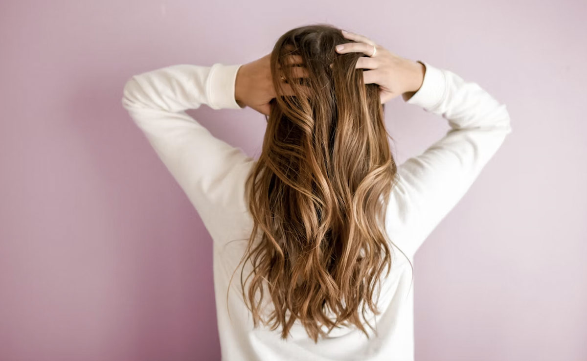 5 Ways To Keep Your Hair Moisturised This Summer 2023