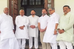 Nitish Kumar, Deputy Tejashwi Yadav Meet Senior Congress Leaders In Delhi Nitish Kumar, Deputy Tejashwi Yadav Meet Senior Congress Leaders In Delhi