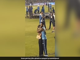 VIDEO: स्टेडियम में सबके सामने हार्दिक पांड्या से प्यार जताने लगीं नताशा स्टेनकोविक, देख लोग बोले- मैच हो रहा है या फिल्म की शूटिंग VIDEO: स्टेडियम में सबके सामने हार्दिक पांड्या से प्यार जताने लगीं नताशा स्टेनकोविक, देख लोग बोले- मैच हो रहा है या फिल्म की शूटिंग