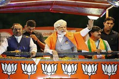 PM Modi Leads BJP Charge In Karnataka PM Modi Leads BJP Charge In Karnataka
