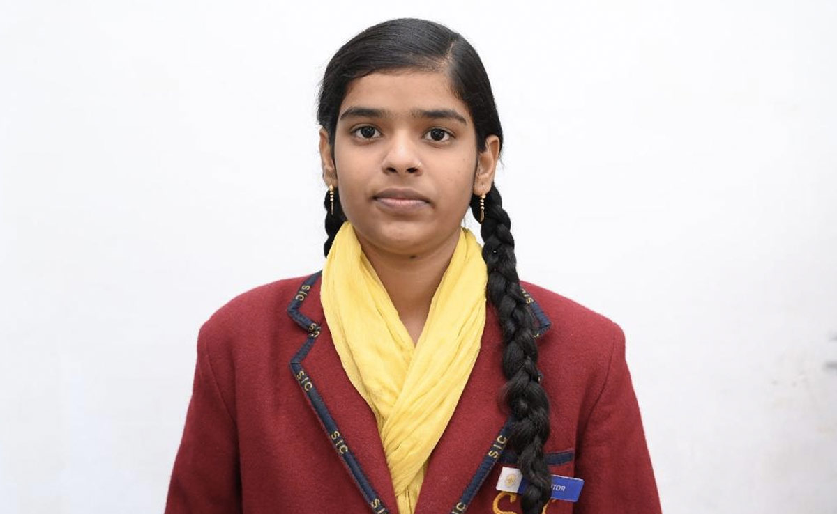 UP Board 10th Result 2023: Priyanshi Soni Tops Exam With 98.33%