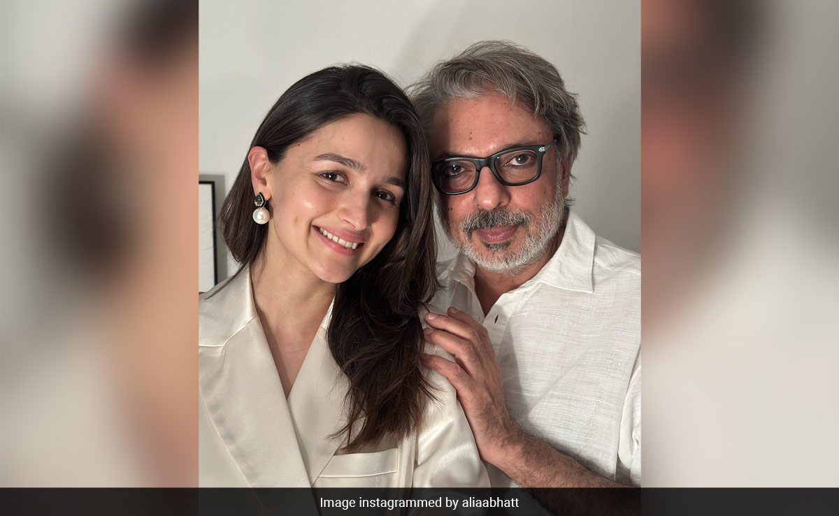 Filmfare Awards 2023: "Hard Work Has Paid Off," Says <i>Gangubai Kathiawadi</i> Director After Big Win