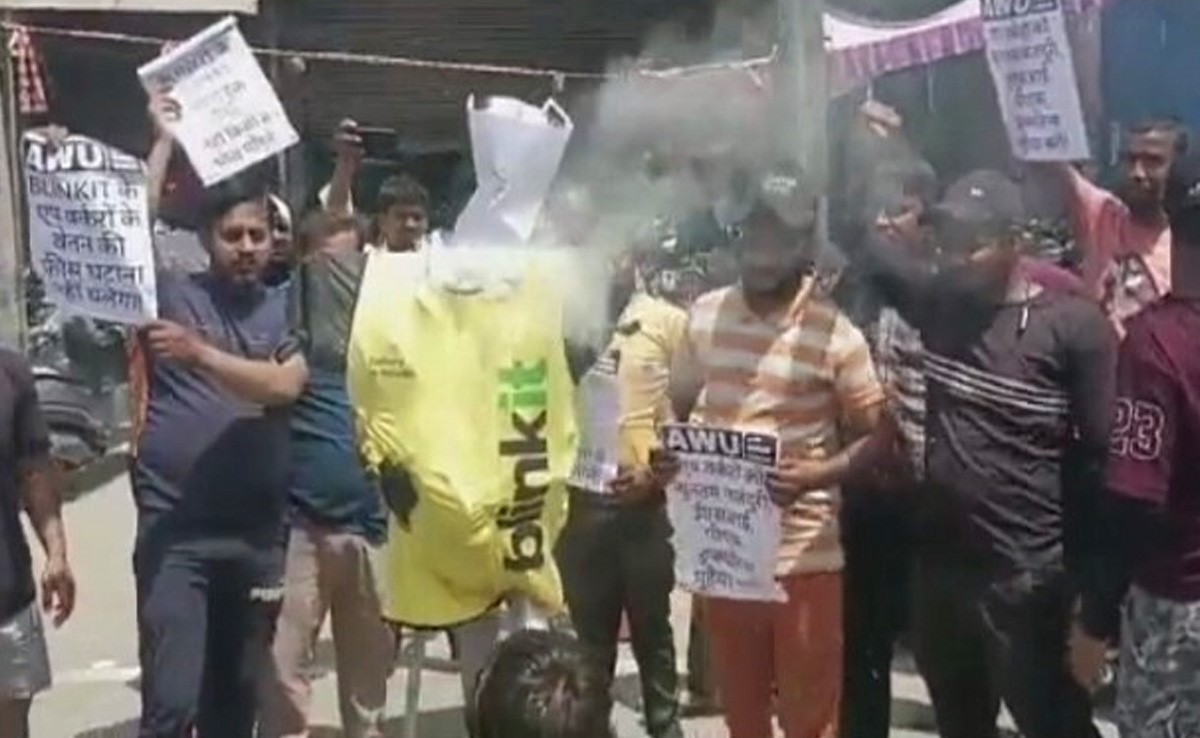 नई पेआउट पॉलिसी की वजह से Blinkit के कर्मचारी हड़ताल पर, पढ़े आखिर क्या है इनकी मांग ? 