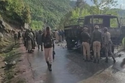 Hunt For Terrorists, Probe Agency In J&K After 5 Soldiers Killed In Attack Hunt For Terrorists, Probe Agency In J&K After 5 Soldiers Killed In Attack