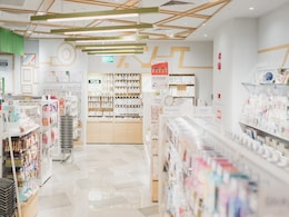 UK Pharmacy Manager Creates A "Wall Of Shame" To Deter Shoplifting Thieves UK Pharmacy Manager Creates A "Wall Of Shame" To Deter Shoplifting Thieves