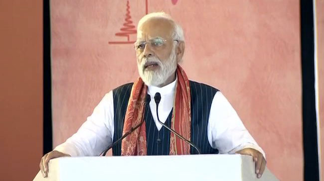 असम को पीएम मोदी ने दी 14,300 करोड़ की सौगात, गुवाहाटी AIIMS का किया उद्घाटन