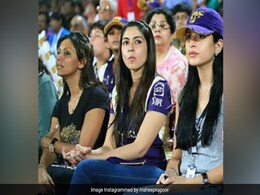 Maheep Kapoor Posts A Throwback Pic With Gauri Khan And Bhavana Pandey On KKR's First IPL Match Maheep Kapoor Posts A Throwback Pic With Gauri Khan And Bhavana Pandey On KKR's First IPL Match