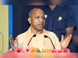 झांसी मेडिकल कॉलेज पहुंचे सीएम योगी, पीड़ितों से की मुलाकात झांसी मेडिकल कॉलेज पहुंचे सीएम योगी, पीड़ितों से की मुलाकात