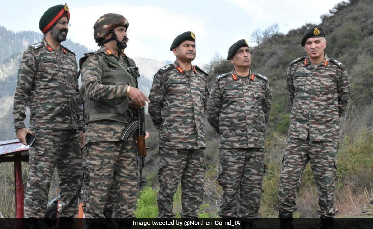 Top Army General Visits J&K's Poonch Amid Massive Hunt For Terrorists