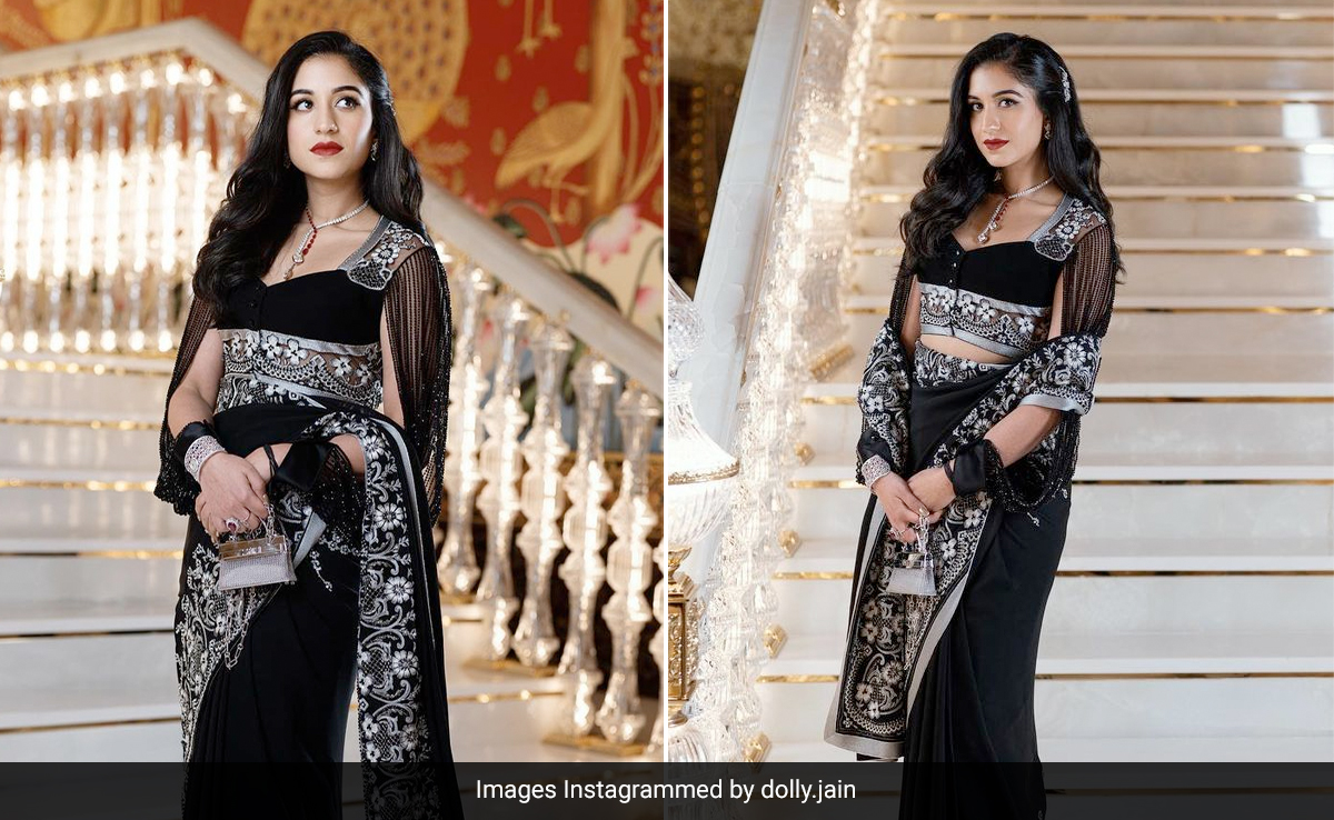 Radhika Merchant's Old Bollywood Charm Looks Even Better With Her Rs 2 Crore Hermes Kelly