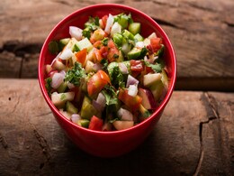Weight Loss Tips: वजन को करना चाहते हैं कम तो ट्राई करें हाई प्रोटीन और हाई फाइबर वाला यह सलाद, कुछ दिनों में दिखेगा फायदा Weight Loss Tips: वजन को करना चाहते हैं कम तो ट्राई करें हाई प्रोटीन और हाई फाइबर वाला यह सलाद, कुछ दिनों में दिखेगा फायदा