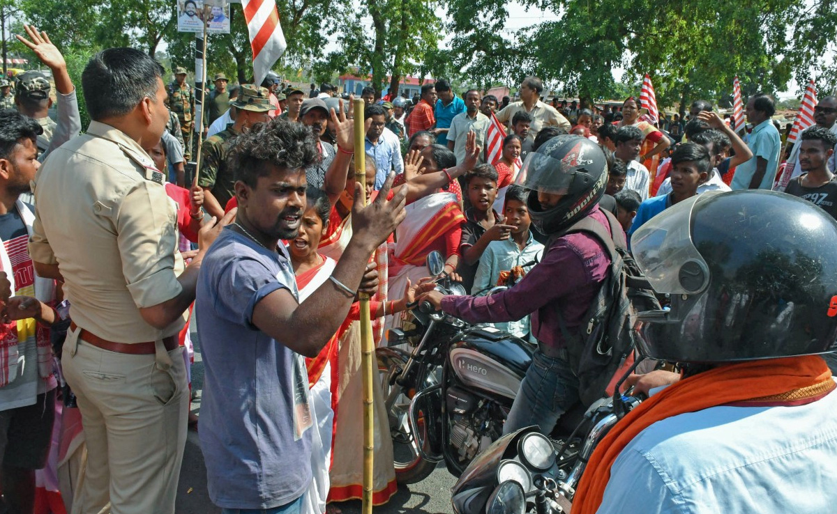Tribal Bodies Protest Over Religious Flag Burning In Jharkhand, 150 Arrested