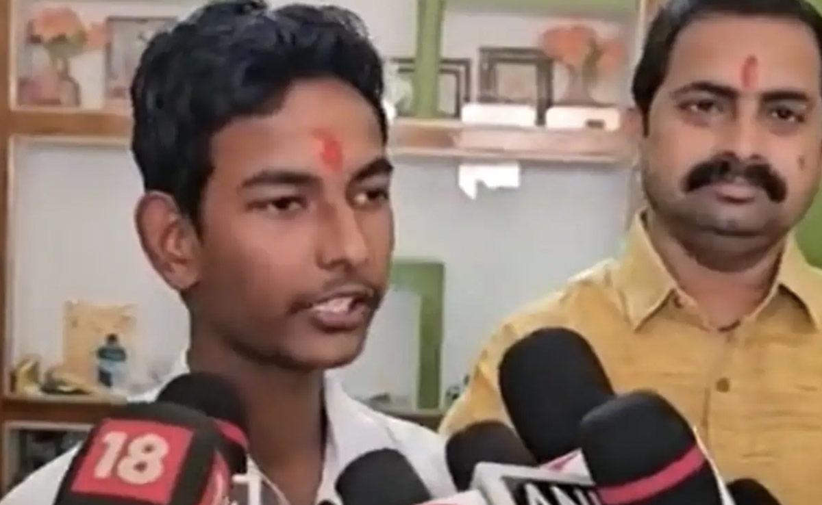 "Want To Crack UPSC", Says UP Board Class 12th Topper Shubh Chapra