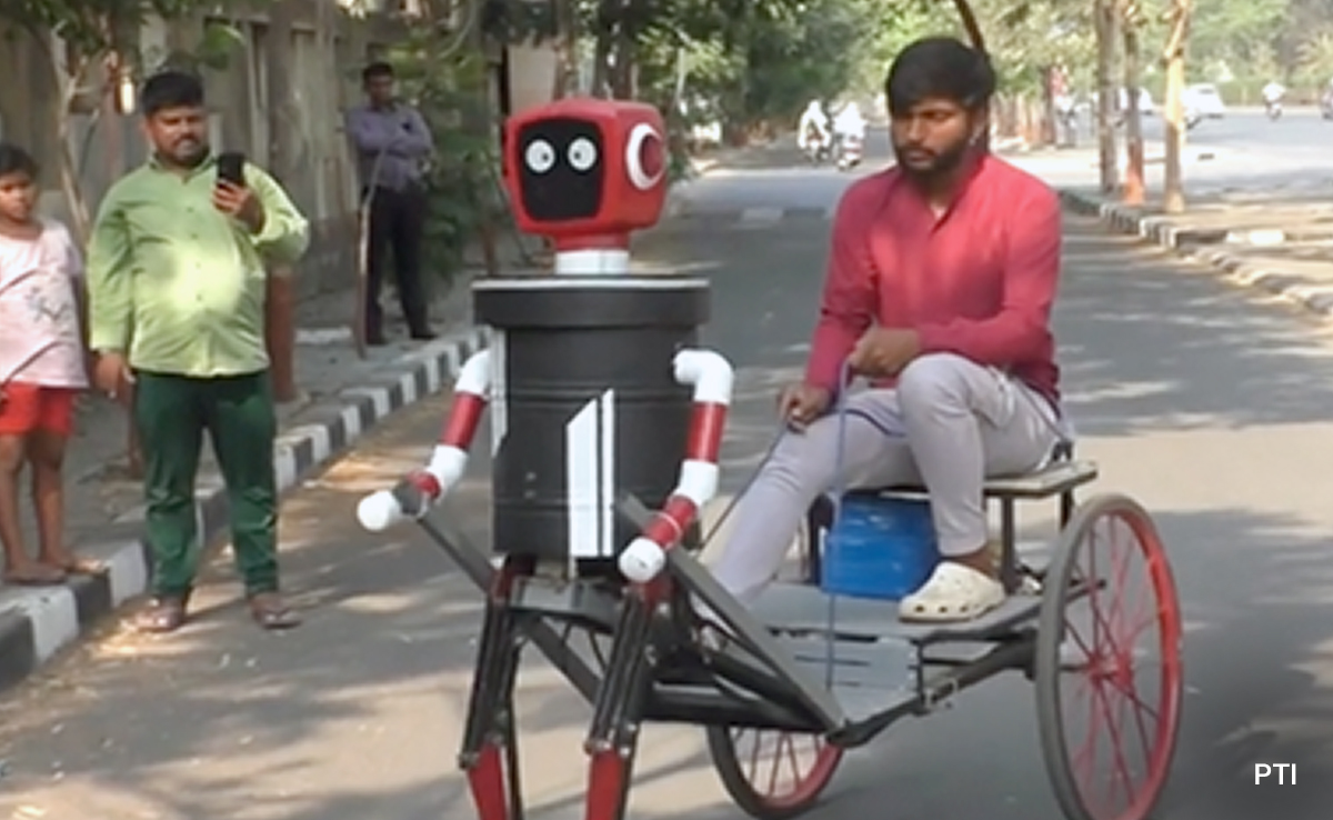 Surat Students Design Robot That Can Pull A Rickshaw