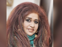 50 की उम्र में भी झुर्रियां और फाइन लाइन्स को कर सकते हैं हमेशा के लिए दूर, जानें स्किन केयर रूटीन टिप्स 50 की उम्र में भी झुर्रियां और फाइन लाइन्स को कर सकते हैं हमेशा के लिए दूर, जानें स्किन केयर रूटीन टिप्स