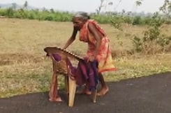 Odisha Woman, 70, Who Walked Several Kilometres To Bank For Pension Odisha Woman, 70, Who Walked Several Kilometres To Bank For Pension