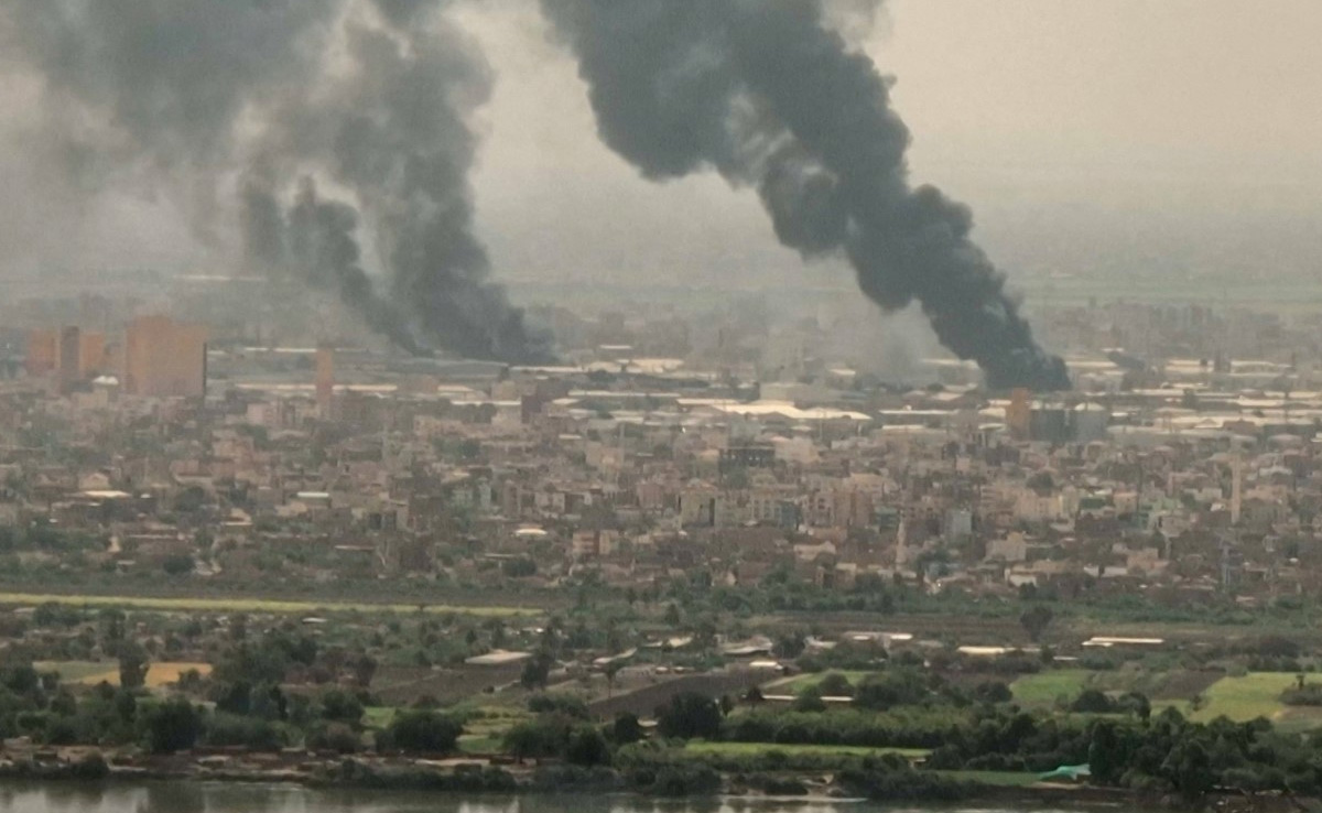 Airstrikes Rock Sudan As Truce Talks Yield No Breakthrough
