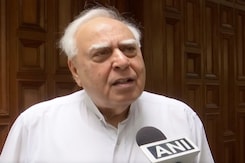 Govt is Dragging Its Feet, But I Am Willing To Help: Kapil Sibal On Wrestlers' #MeToo Protest Govt is Dragging Its Feet, But I Am Willing To Help: Kapil Sibal On Wrestlers' #MeToo Protest