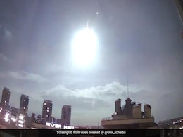 Video: Flash Of Light Over Ukraine's Kyiv Sparks Anxiety Amid War Video: Flash Of Light Over Ukraine's Kyiv Sparks Anxiety Amid War