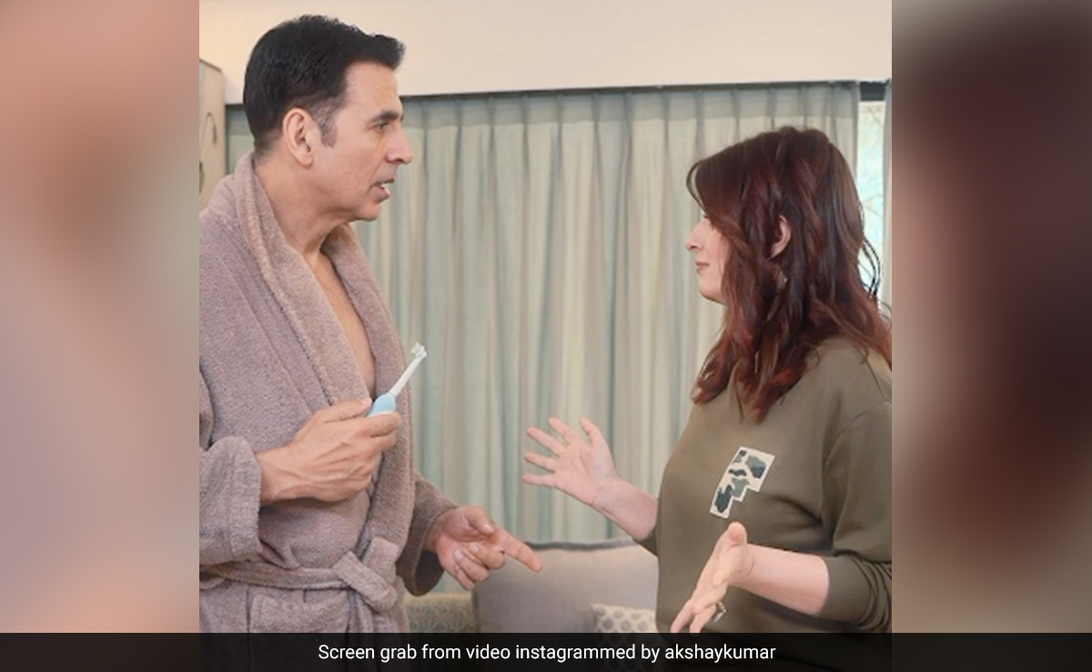 Akshay Kumar's LOL <i>Shaadi Ke Side Effects</i>: What Happened When Twinkle Khanna Stole His T-Shirt