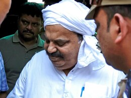 Gangster Atiq Ahmad's Lawyer Charged For Alleged Extortion Gangster Atiq Ahmad's Lawyer Charged For Alleged Extortion