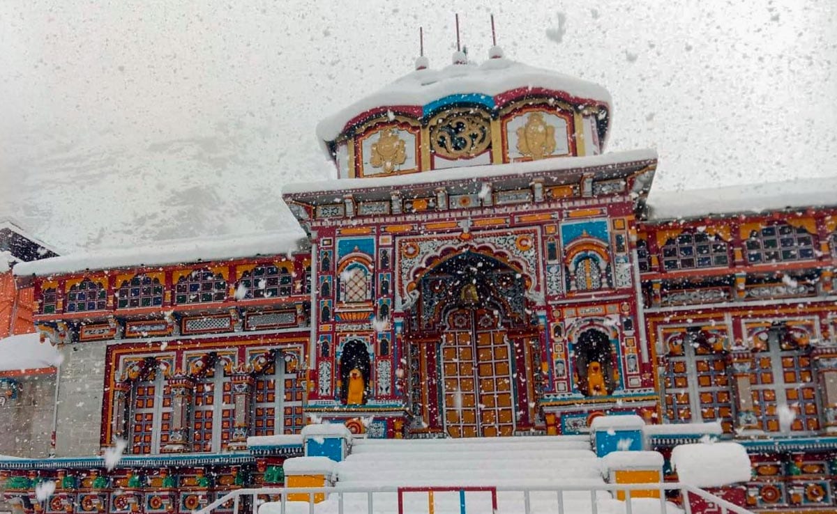 चार धाम यात्रा और दिल से जुड़ी समस्याओं का क्या है कनेक्शन? जाने से पहले  कार्डियोलॉजी के एक्सपर्ट से जानिए कैसे रखें अपना ख्याल | char dham yatra  and ...