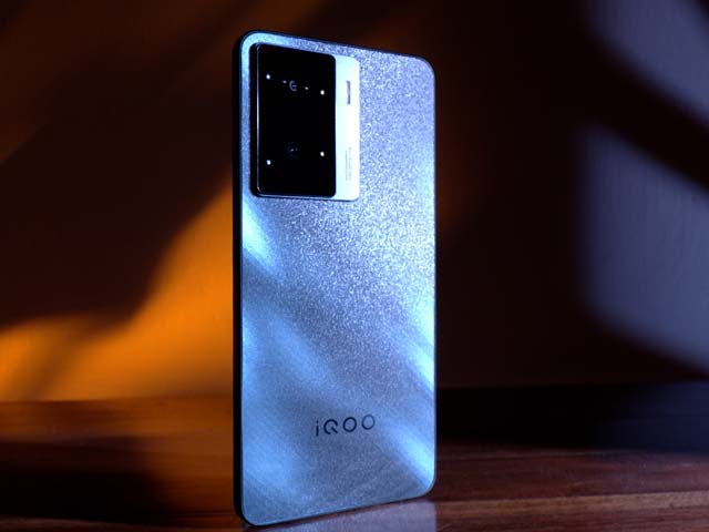 iQoo Z7: Loaded With Performance