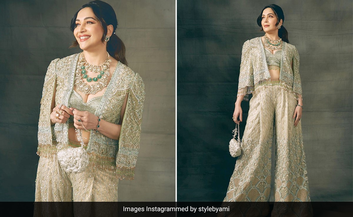 Not In A <i>Saree</i> But In A Modern Festive Co-Ord Too, Madhuri Dixit Shines Like No Other