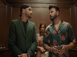 हरभजन और श्रीसंत में फिर हुआ 'पंगा', नोक झोंक का VIDEO ऋषभ पंत ने किया वायरल हरभजन और श्रीसंत में फिर हुआ 'पंगा', नोक झोंक का VIDEO ऋषभ पंत ने किया वायरल