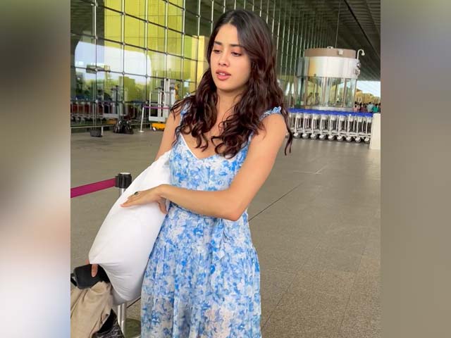 Janhvi Kapoor's Travel Hack - Fly With Your Own Pillow