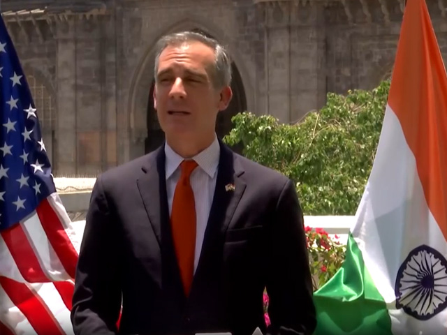 भारत डिजिटल अर्थव्यवस्था, तकनीकी उपयोग के साथ डिजिटल नवाचार में आगे बढ़ने को तैयार: अमेरिकी राजदूत
