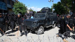 पाकिस्तानी सेना ने निहत्थे प्रदर्शनकारियों पर बरसाई गोलियां, POK में 16 लोगों की मौत