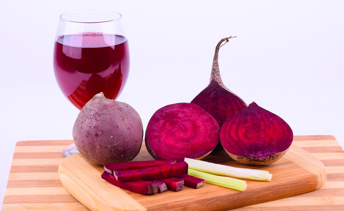 Beetroot Benifits : चुकंदर खाने के हैं कई फायदे, स्किन करने लगती है ग्लो