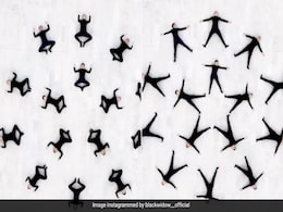 ब्लैक विडो ग्रुप का डांस वीडियो हुआ वायरल, देखने वालों ने किया ह्यूमन कैलाइडोस्कोप से कंपेयर ब्लैक विडो ग्रुप का डांस वीडियो हुआ वायरल, देखने वालों ने किया ह्यूमन कैलाइडोस्कोप से कंपेयर