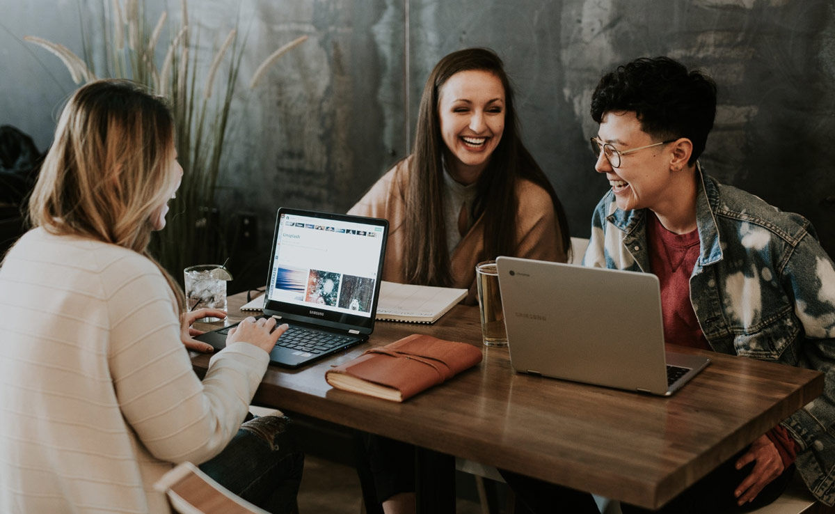 Australian Boss Introduces 'Bare Minimum Mondays', Says ''It's The Best Decision She Ever Made''