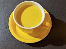 सेहत के लिए किसी वरदान से कम नहीं है किचन में मौजूद इस मसाले से बनी चाय,  रोज पीने से मिलते हैं ये बड़े फायदे