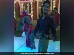 इस लड़के ने सपना चौधरी के 'चटक मटक' गाने पर किया ऐसा गजब का डांस कि लोगों ने दे डाली ये कमाल की सलाह इस लड़के ने सपना चौधरी के 'चटक मटक' गाने पर किया ऐसा गजब का डांस कि लोगों ने दे डाली ये कमाल की सलाह